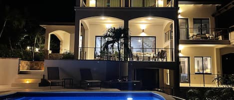 Piscine extérieure