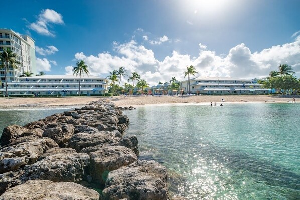 Unclassified image, 1 of 50, button - Recent Renovated Apartment in Seven Mile Beach (George Town)