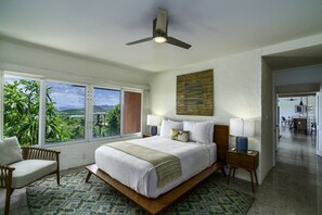 4 bedrooms, desk, iron/ironing board, free WiFi