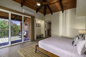 4 bedrooms, desk, iron/ironing board, free WiFi