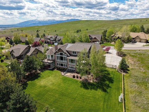  GORGEOUS MOUNTAIN  VIEW HOME IN PREMIER MISSOULA NEIGHBORHOOD with 6 Bedrooms!