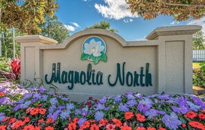 Exterior detail - Spacious and Comfortable 2BR/2BA Condo with Pool View near Beach and Golf (Myrtle Beach)