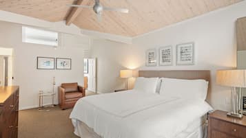 3 slaapkamers, een strijkplank/strijkijzer, reisbedje, gratis wifi