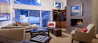 $5 Million Center of Aspen Residence - Steps to Gondola