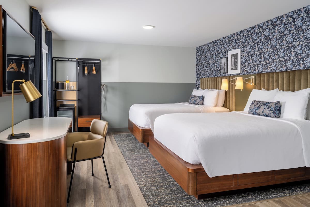 Literie de qualité, lit avec matelas à plateau-coussin, coffre-fort