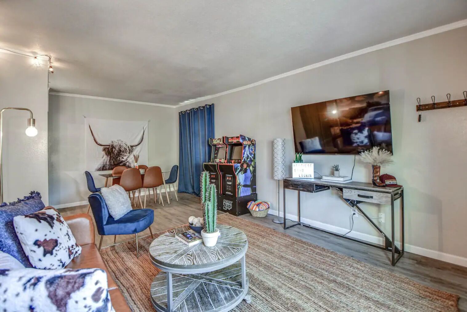 智能电视、电子游戏