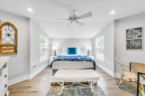 2 bedrooms, iron/ironing board, free WiFi, bed sheets - ☀️350yd2Beach-Patio-Bikes-Firepit-30A-Dunestruck☀️ (Santa Rosa Beach)