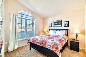 5 bedrooms, iron/ironing board, WiFi, bed sheets