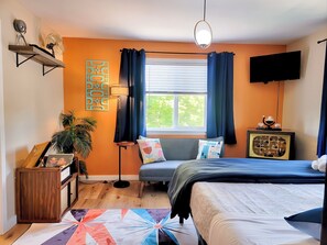 1 bedroom, iron/ironing board, free WiFi, bed sheets