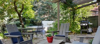Perfect Family Getaway, Hot Tub, W/Private Fenced Yard, Beautiful Outdoor Area