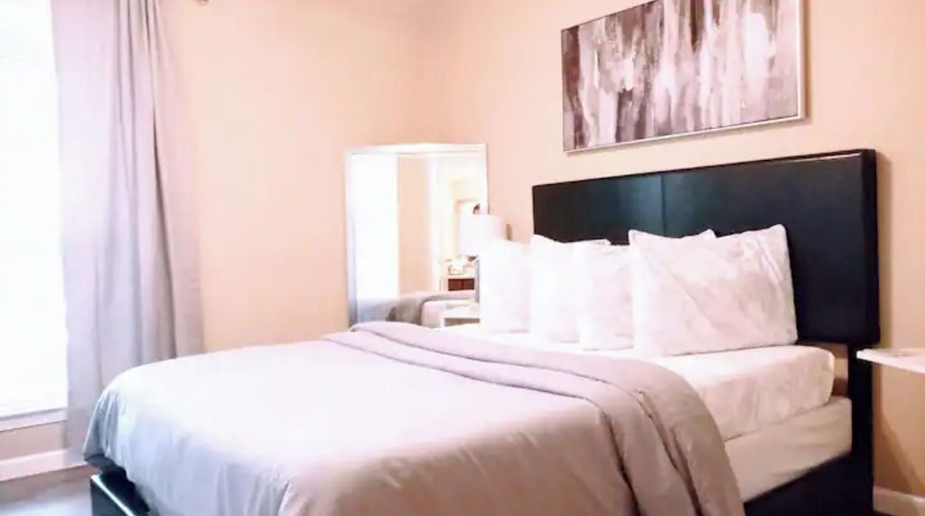 1 bedroom, desk, iron/ironing board, free WiFi