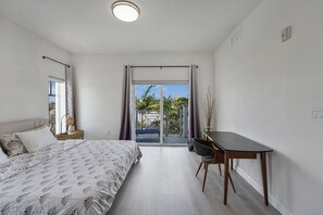 2 bedrooms, desk, free WiFi, bed sheets