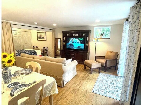 1 Schlafzimmer, Bügeleisen/Bügelbrett, kostenloses WLAN, Bettwäsche