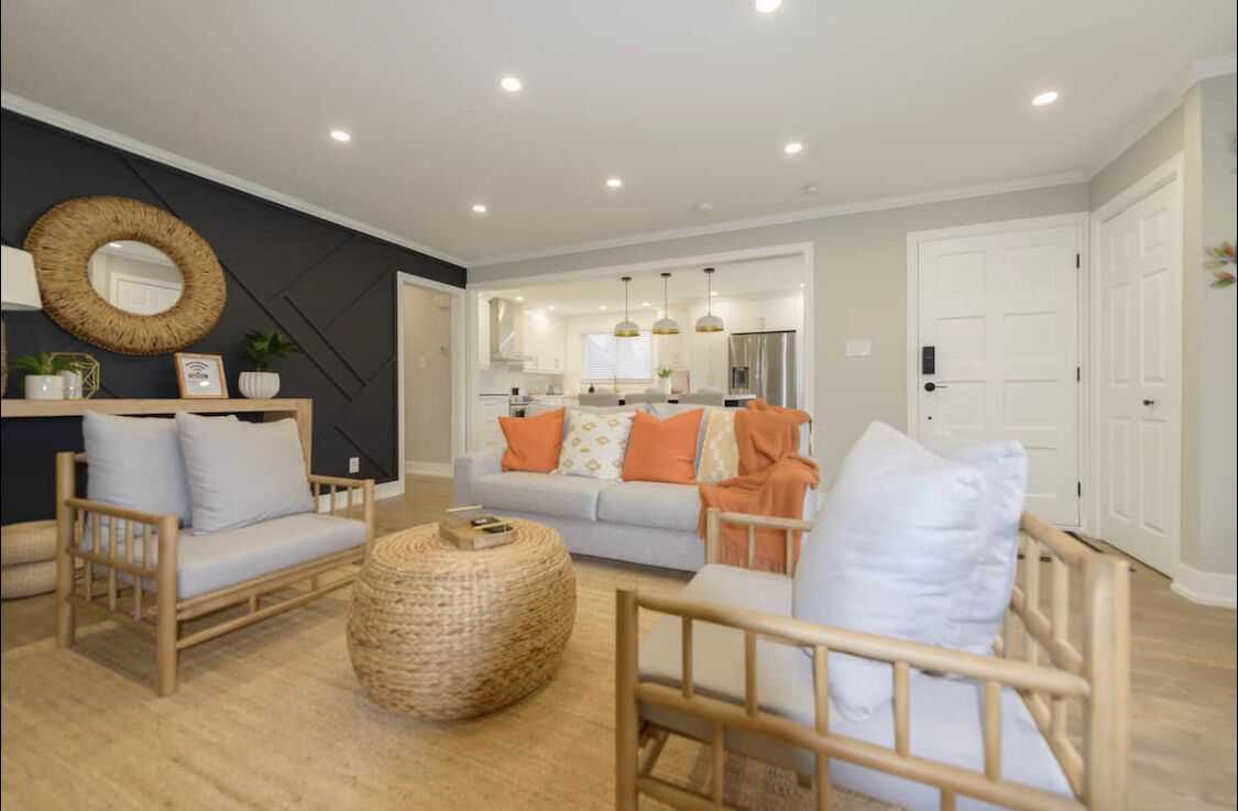 Newly Renovated Cozy Vacation Home in Owen Sound