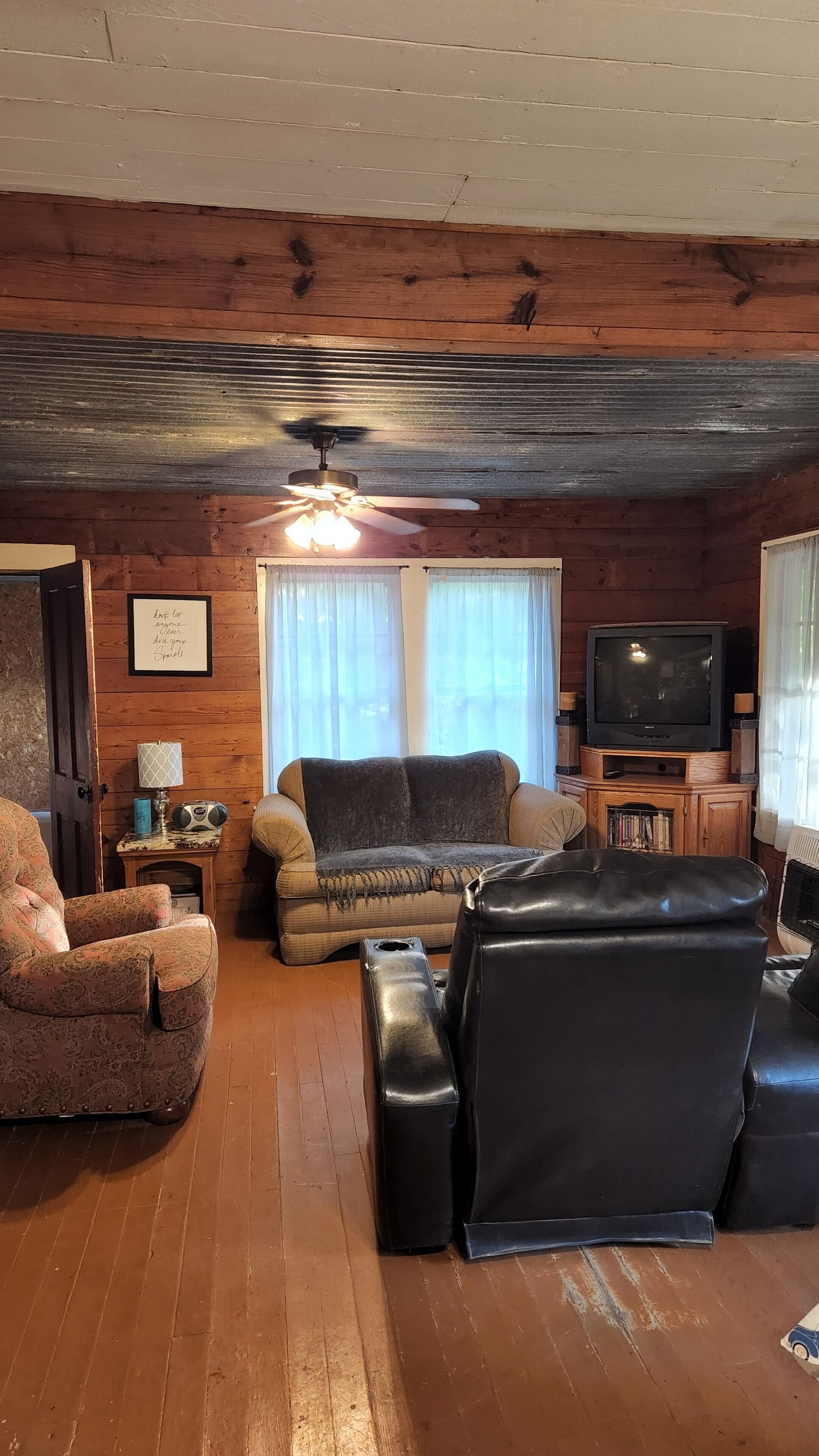 Creekside Private Cabin