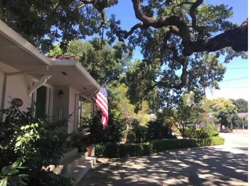 Beautiful, warm, and cozy room on a country acre