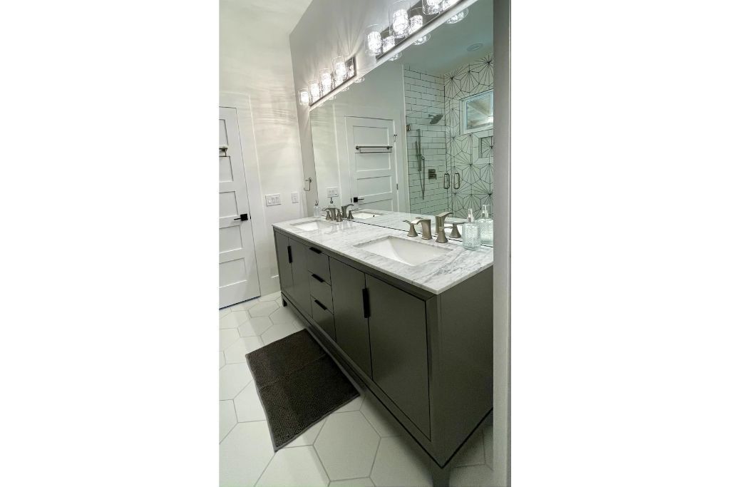 Riverwalk Pearl Zoo Museums Pool 5 BR 3 1/2 Baths