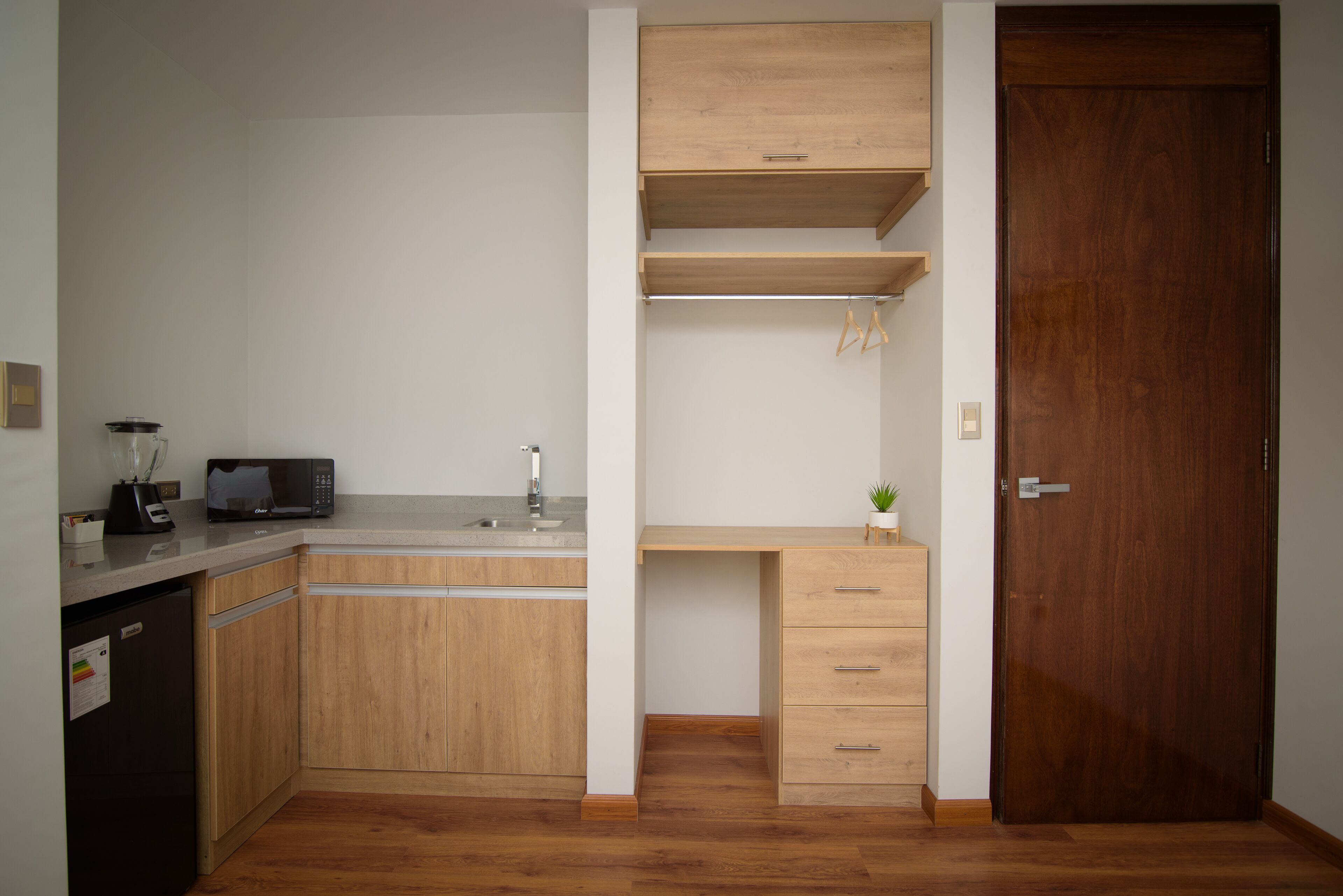 Suite Studio Deluxe, 1 grand lit, salle de bains attenante | Coin cuisine privé