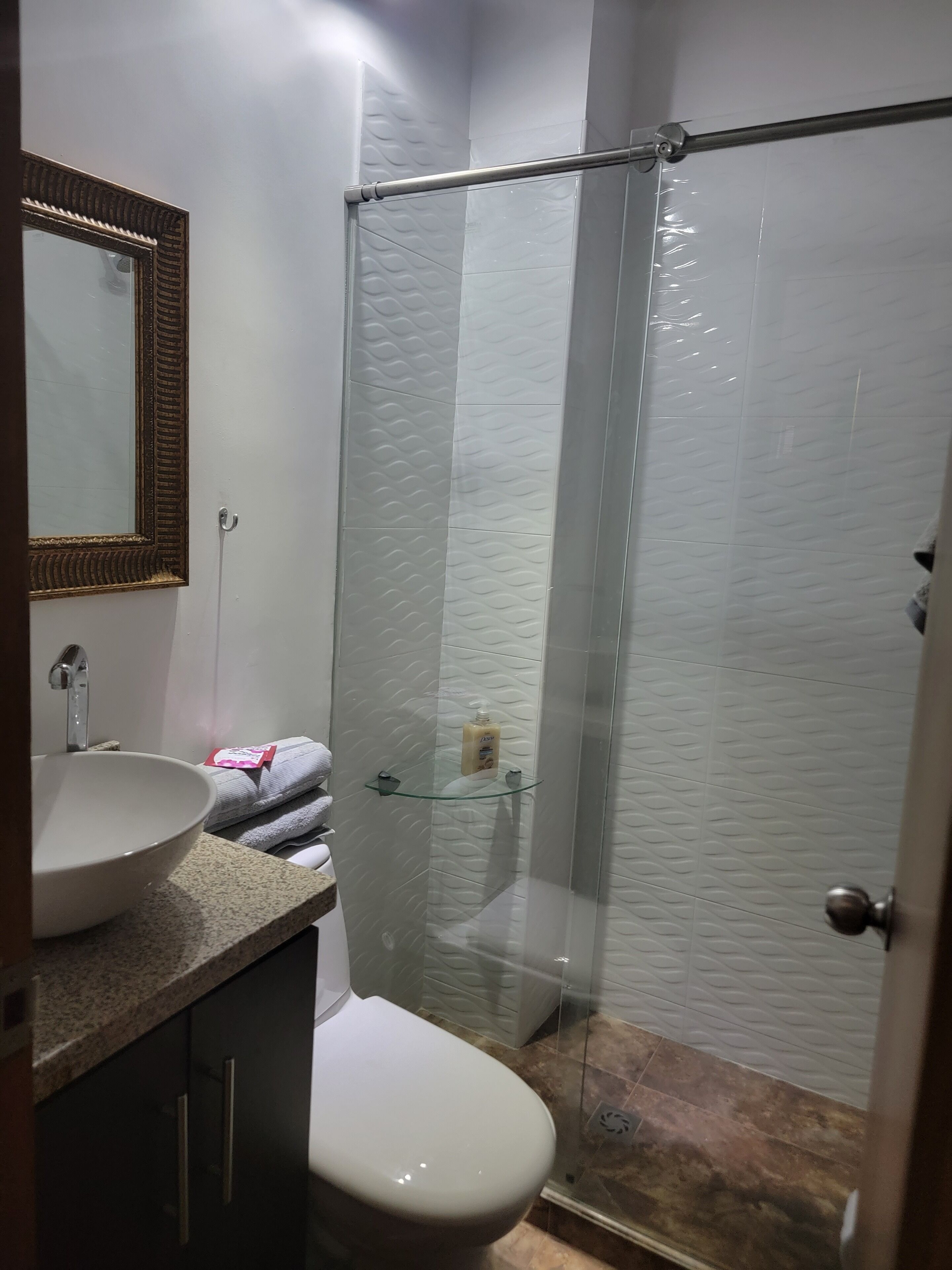 Cozy & Classic Apartment in the Best Area of Laureles