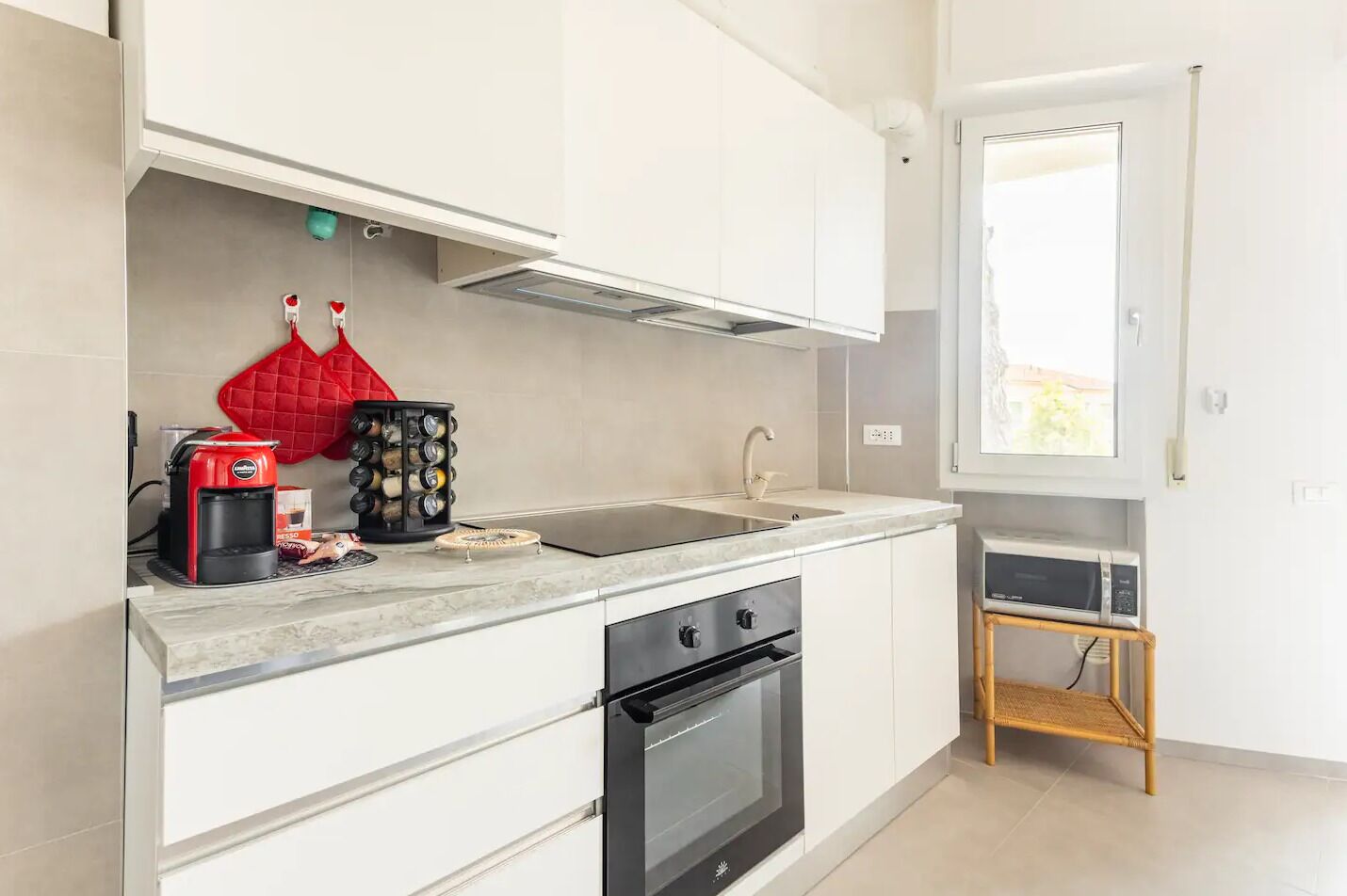 Spazioso appartamento a 100 metri dal mare