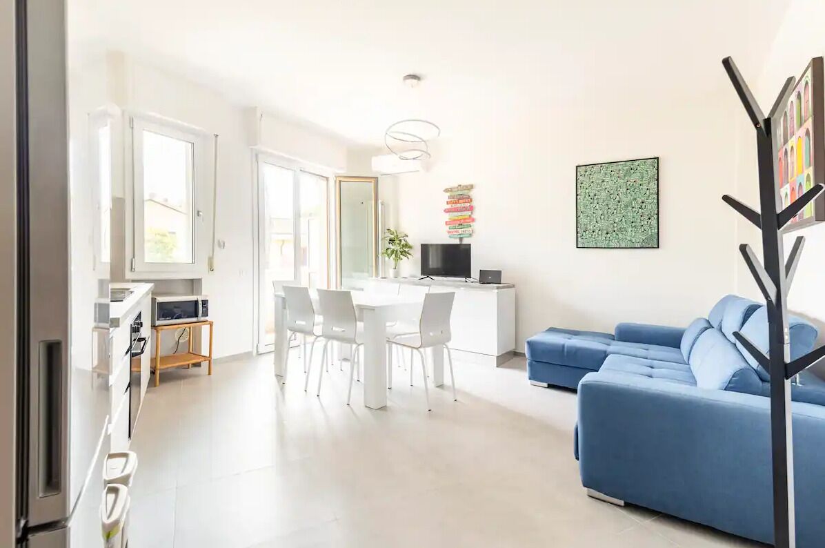 Spazioso appartamento a 100 metri dal mare