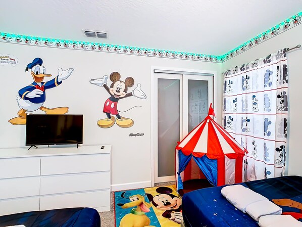 5 Schlafzimmer, Bügeleisen/Bügelbrett, Reisekinderbett, WLAN