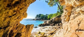 3★ Apartment with Enclosed Garden and Terrace – Peace & Comfort Near the Sea