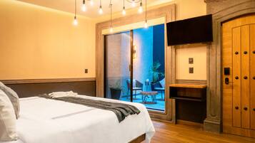 Chambre Luxe, vue cour intérieure | Literie de qualité supérieure, couette en duvet d'oie