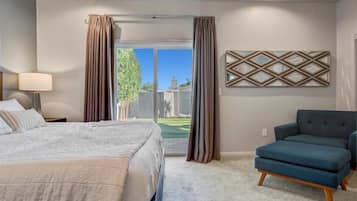 4 bedrooms, iron/ironing board, travel crib, free WiFi