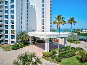 Exterior - Gorgeous Beachside Condo in superior Longboat Location (Longboat Key)