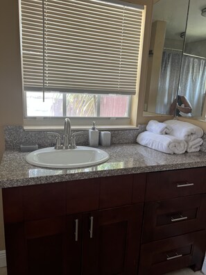 Bathroom - Gorgeous Private entrance with a private room and bathroom (Coconut Creek)