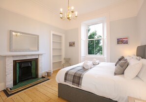 3 Schlafzimmer, Bügeleisen/Bügelbrett, Reisekinderbett, kostenloses WLAN