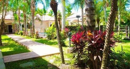 Beach House +25 Fabric with Private Pool and Games