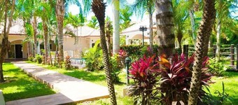 Beach House +25 Fabric with Private Pool and Games