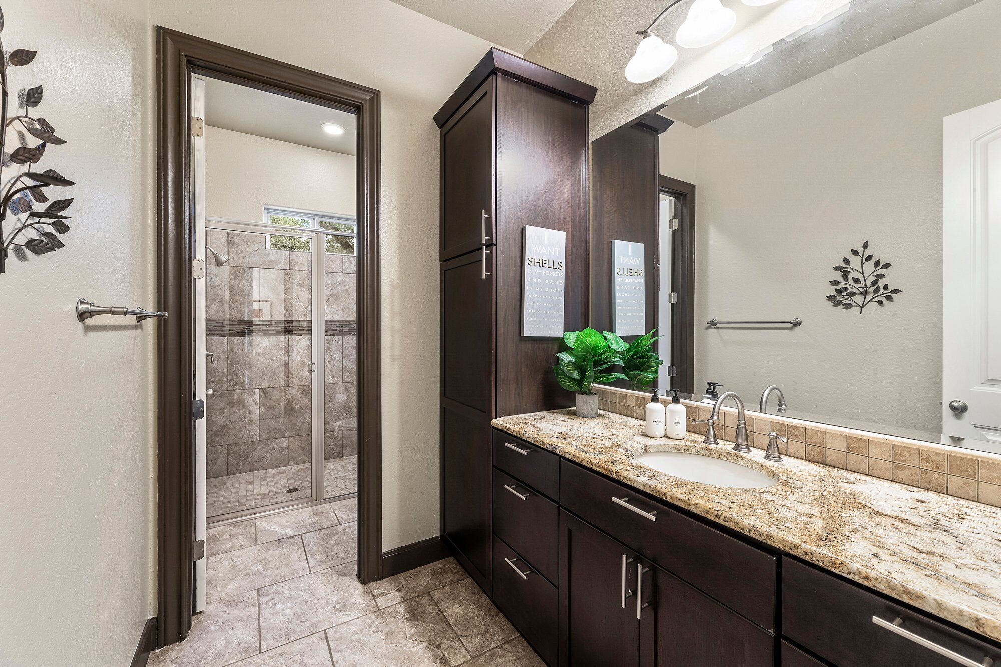 Lake 4min - Jacuzzi+BBQ+Firepit - 1GbpWifi - Games