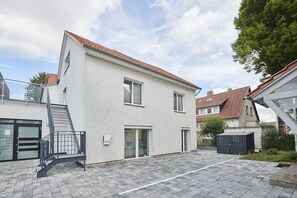 Exterior - Stylish apartment: quiet, self check-in & Wi-Fi (Göttingen)