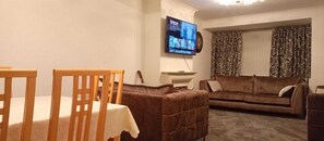 Interior - Canaan (Stanford-le-Hope)