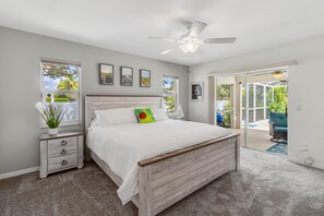 3 bedrooms, free WiFi, wheelchair access - Luxury 3 BR Home near Cape Harbour w/ Heated Pool! (Cape Coral)