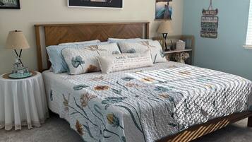 1 soverom, strykejern/-brett, reiseseng for barn og wi-fi (inkludert)