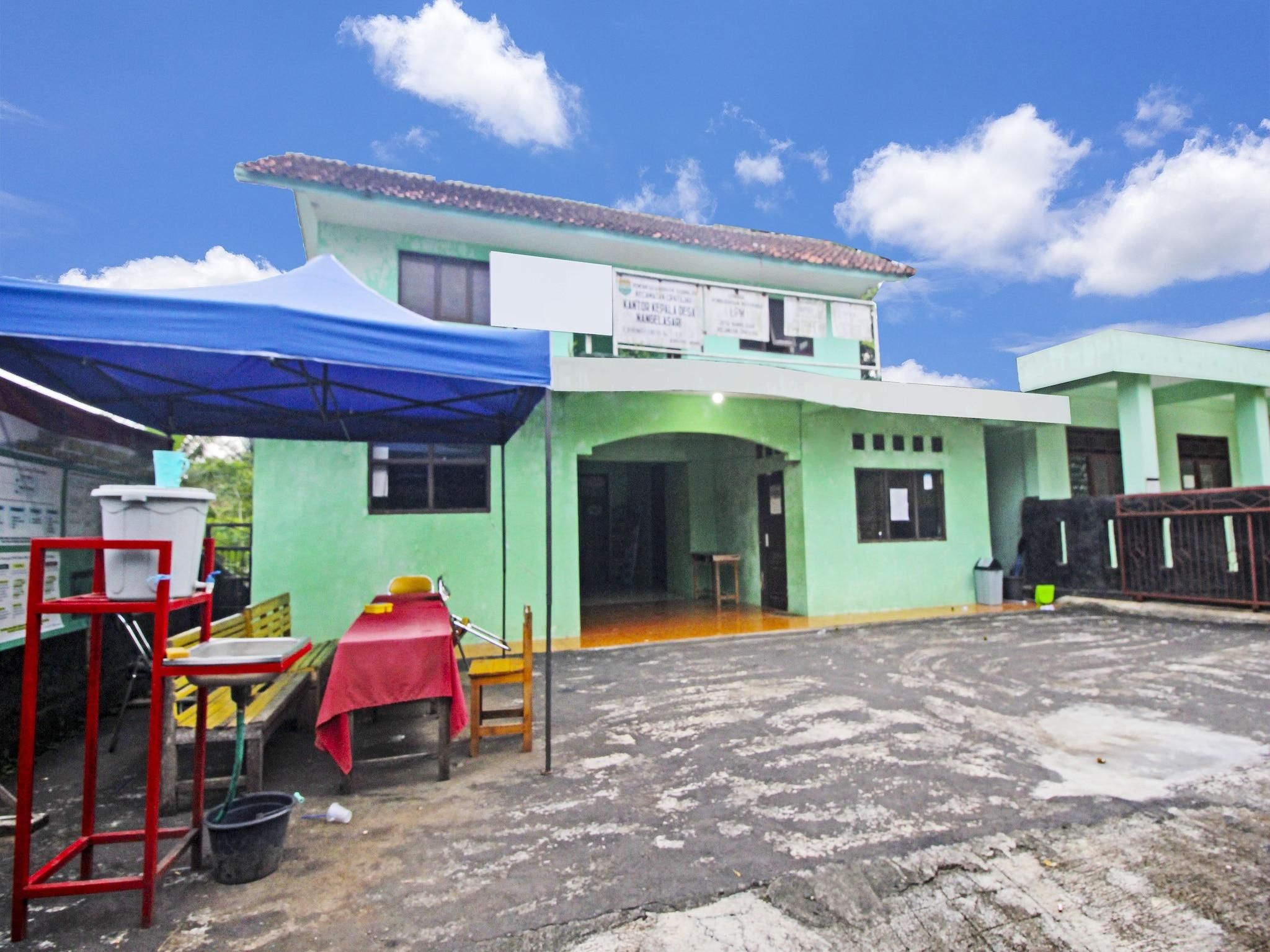 Tempat makan outdoor