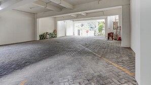 Unclassified image, 5 of 49, button - OYO 90935 Rumah Kost Metroliving (Surabaya)