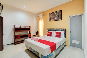 Unclassified image, 2 of 59, button - OYO 90935 Rumah Kost Metroliving (Surabaya)