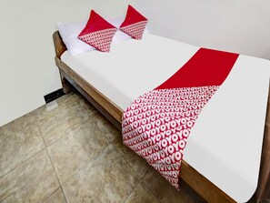 Room - OYO Homes 91134 Desa Wisata Tebing Lingga (Nglebo)