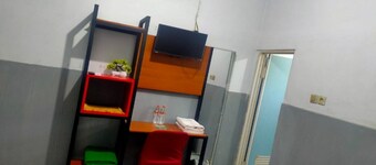OYO 91179 Hotel Lagalleria