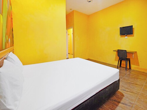 OYO 90977 Wisma Pelangi Palopo