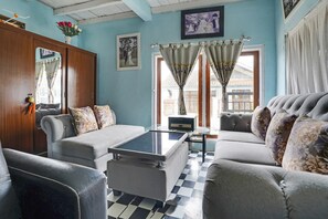 Lobby - OYO 91011 Eco Tourism Desa Cibodas Areng 1 Syariah (Lembang)