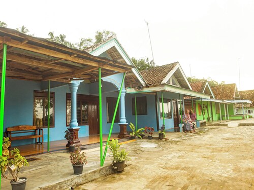 OYO 91089 Desa Wisata Air Terjun Way Kalam Syariah