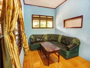 Ảnh chưa phân loại, 2 trong số 28 ảnh, nút