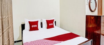OYO 91198 Hotel Mahkota 2 Lamongan
