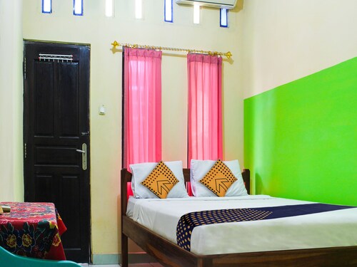 Spot ON 91227 Al Bayt Syariah Guest House